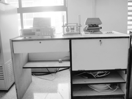 半導(dǎo)電橡塑電阻率測(cè)試儀